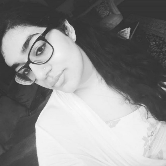 Meet your Posher, Ananya - Picture 1 of 1